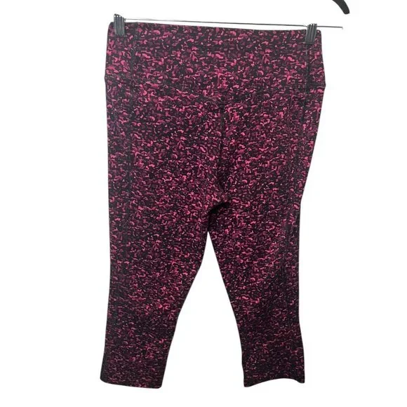 Nike Pro Hypercool Crop Leggings Pink Black Abstract Print Size S A38 - Picture 2 of 3